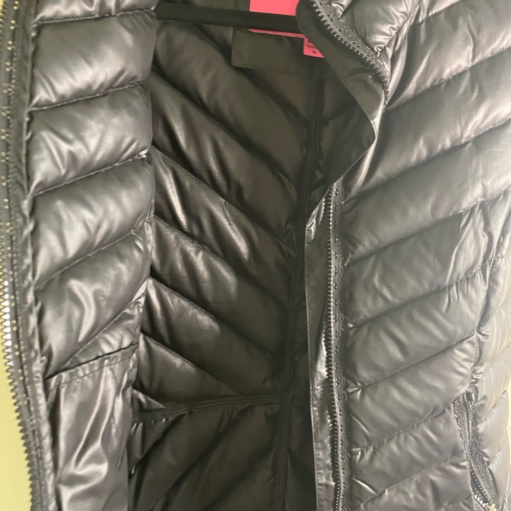 Betsy Johnson Vest - Picture 2 of 4